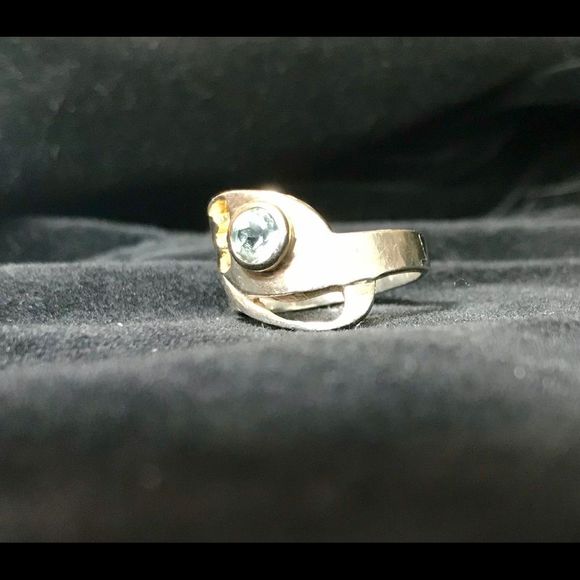 Silver ring with light blue stone size 6 - Picture 3 of 5